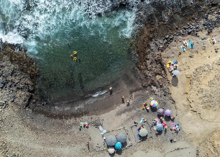 Royal Sunset Loggia 公寓 *