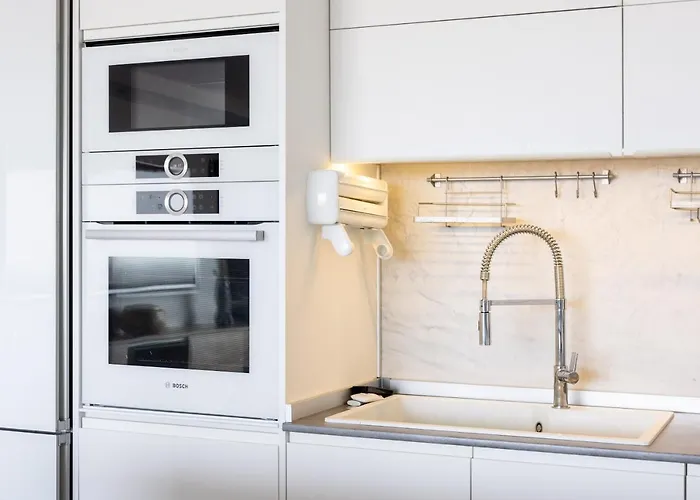 Royal Sunset Loggia *